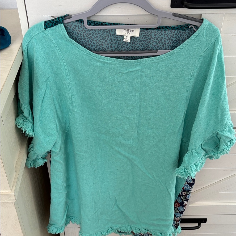 Umgee Mint Green Short Sleeve Fringe Trim Top